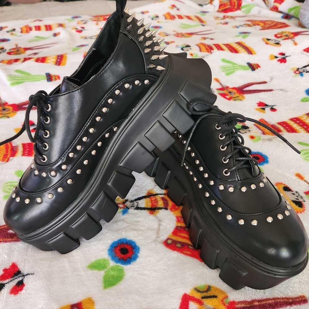 Chunky Black Studded Platform Oxfords with Spike Heel - Picture 2 of 5